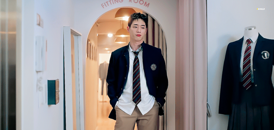 Todo charme de Seo Kang