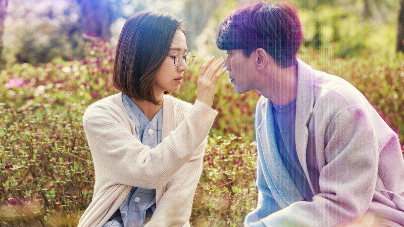 My Holo Love: 5 motivos para assistir