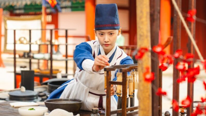 Lim Yoona fala sobre “Bon Appetit, Your Majesty” e revela ter estudado culinária por três meses para o papel