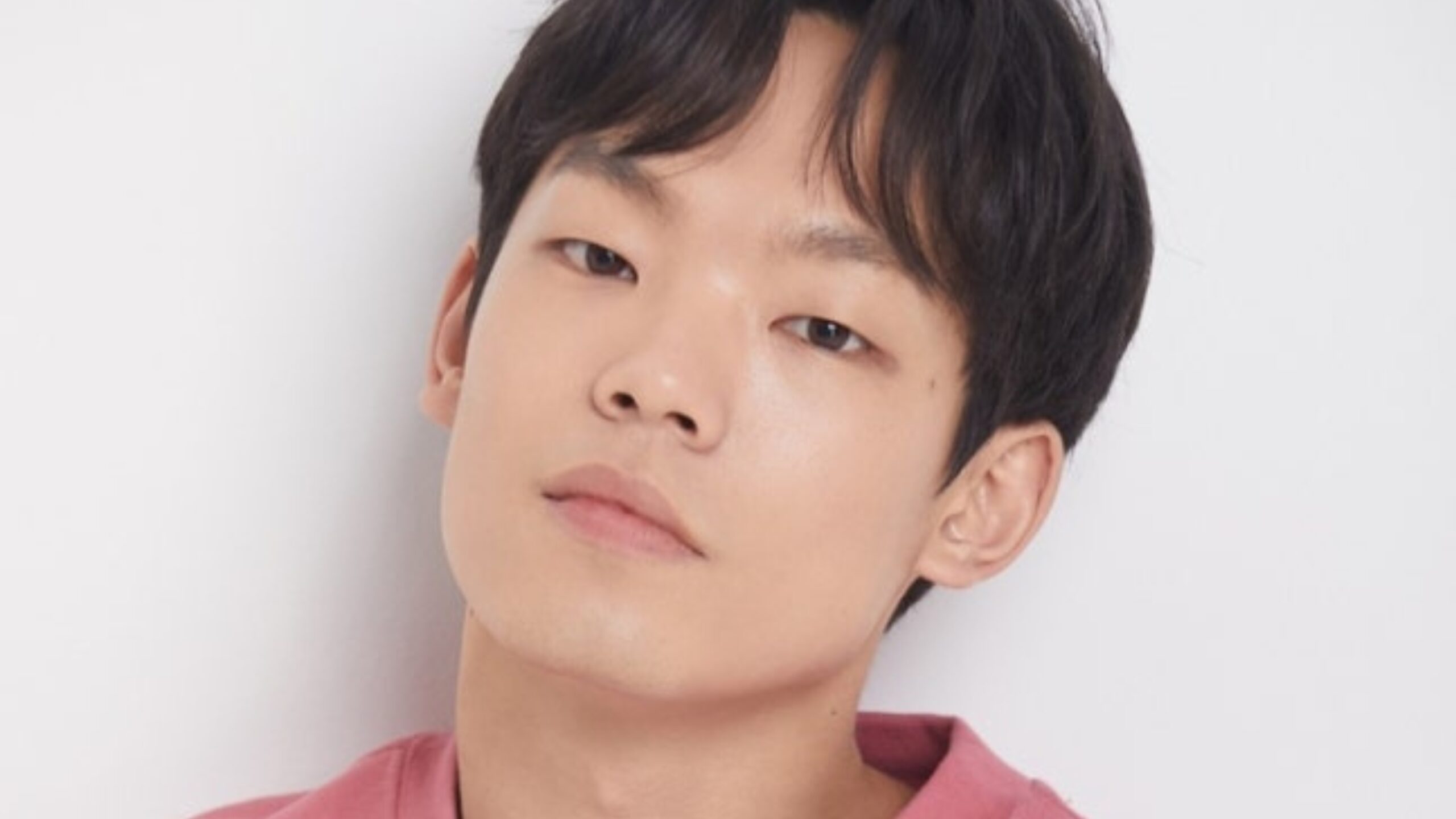 Lee Jung Hyun anuncia casamento para dezembro e assina contrato com nova agência
