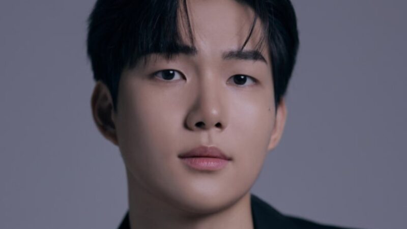 Tang Jun Sang assina contrato exclusivo com a BILLIONS Entertainment
